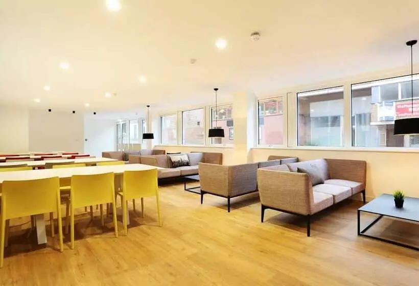 ユースホステル Studio For Students Newcastle Underlyme