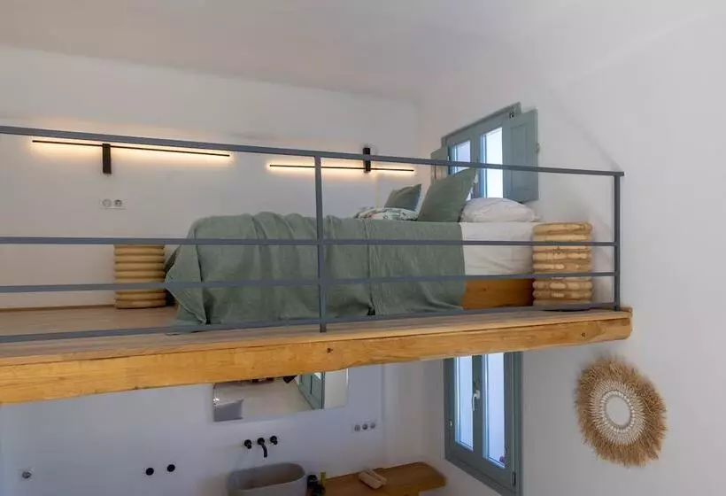 Hotelli Infinity Blue Suites