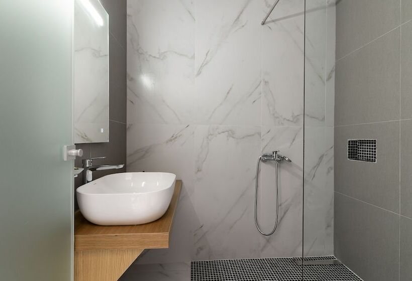 בית מלון כפרי Kipos