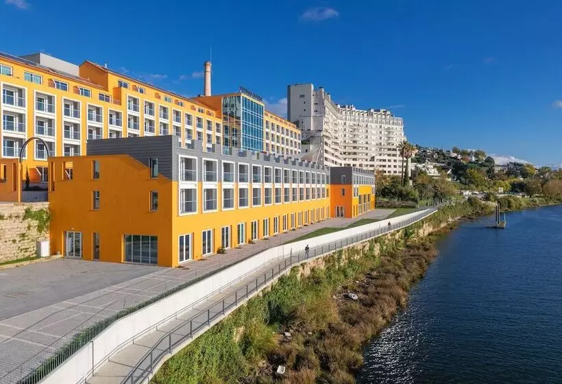 ホテル Pestana Douro Riverside
