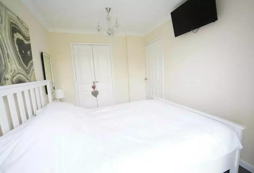 New Unique 2bd Detached Bungalow Burnhamonsea
