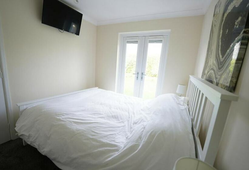 New Unique 2bd Detached Bungalow Burnhamonsea