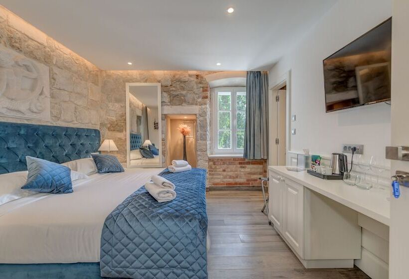 ペンション Stonemasons Heritage