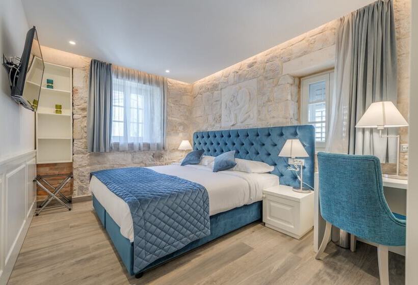 ペンション Stonemasons Heritage