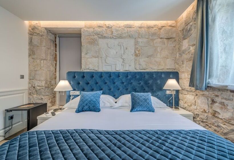 ペンション Stonemasons Heritage