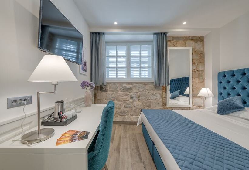 ペンション Stonemasons Heritage