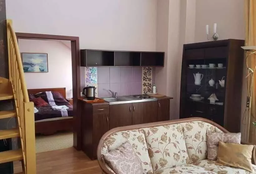 Majatalo Willa Kliper