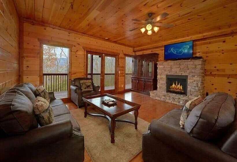 Pinnacle Pool View Lodge #625