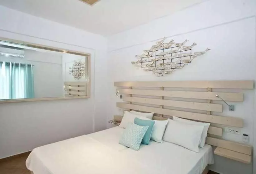 Yanna Luxury Suites
