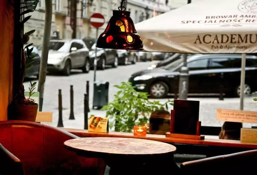 Academus Pub & Guest House