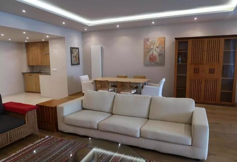 Apartments Pica Paca