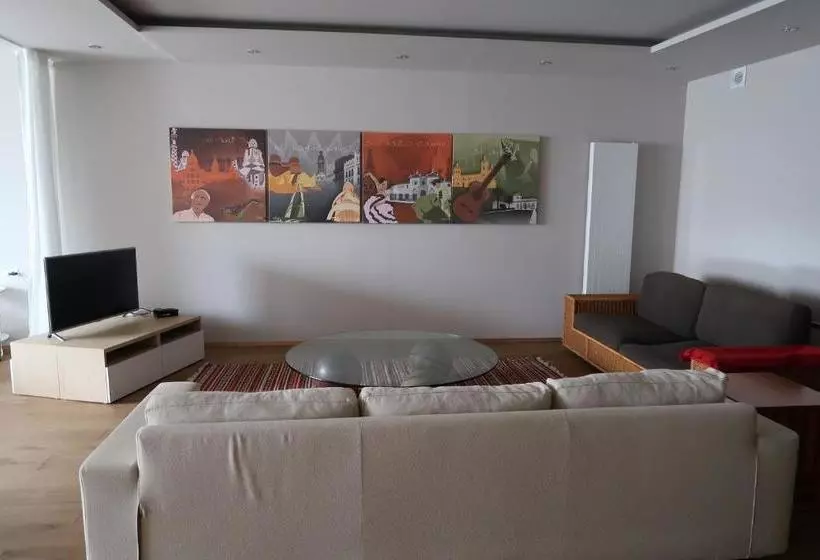 Apartments Pica Paca