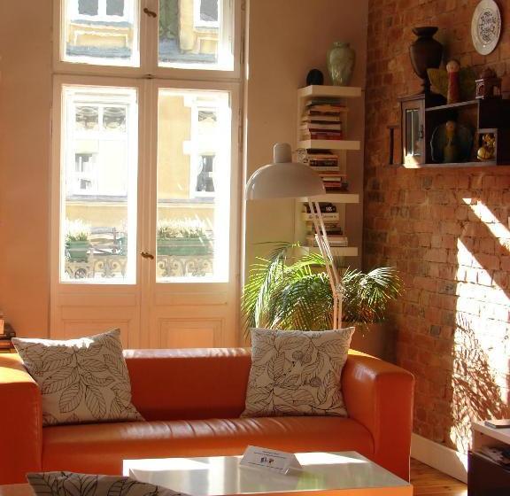 Blooms Boutique Hostel