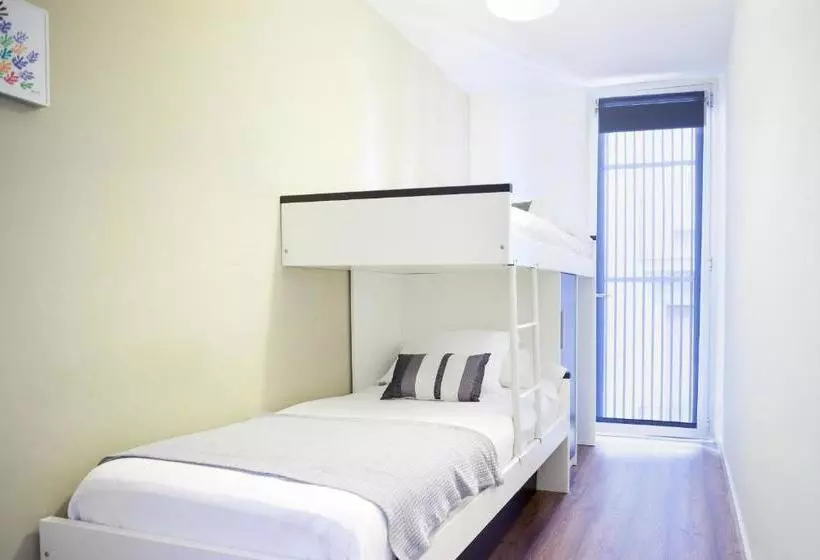 Feelathome Poblenou Beach Apartments