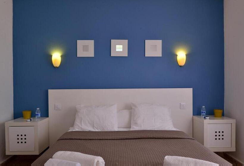 簡易ホテル El Bahía Algeciras