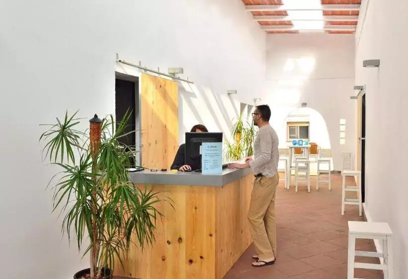 客栈 El Bahía Algeciras