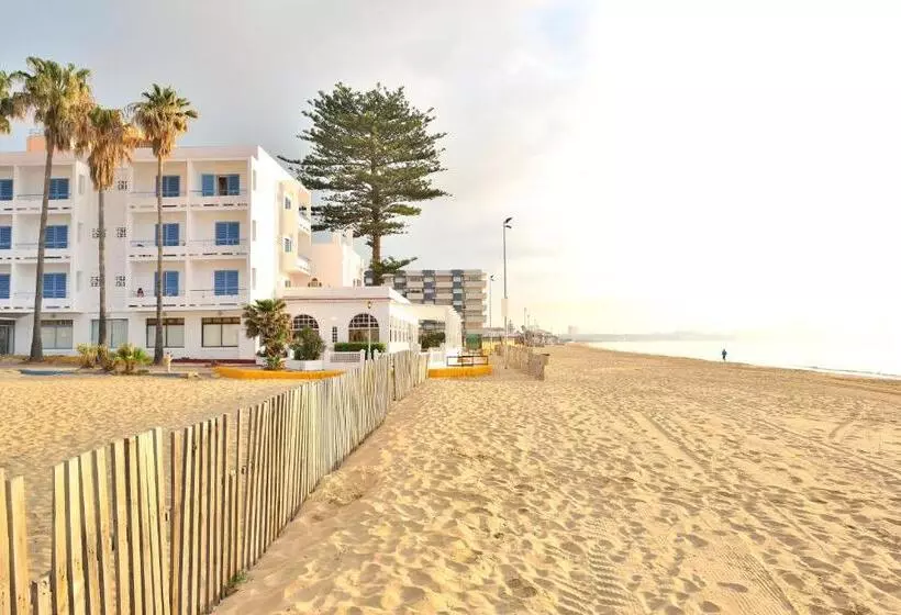 客栈 El Bahía Algeciras