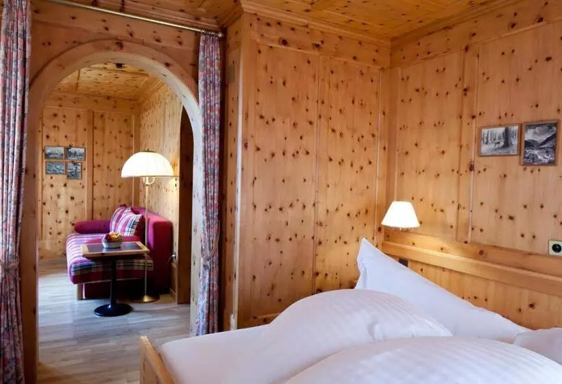 Hotelli Bellaval Scuol