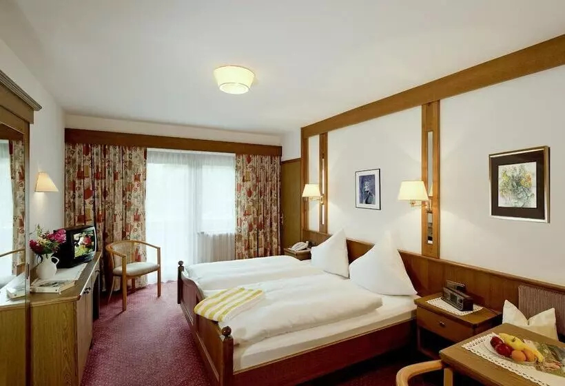 ホテル Bergland Obsteig