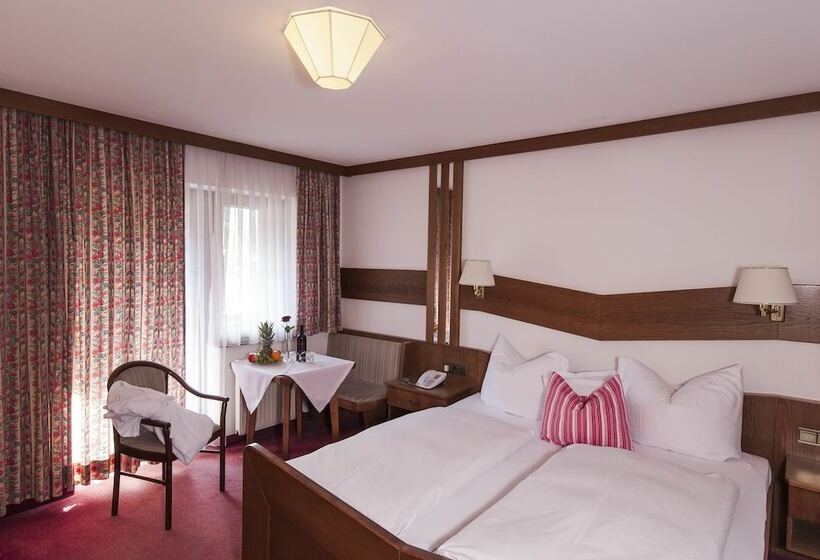 ホテル Bergland Obsteig