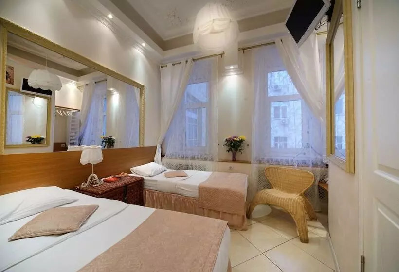 酒店 Bulgakov Mini