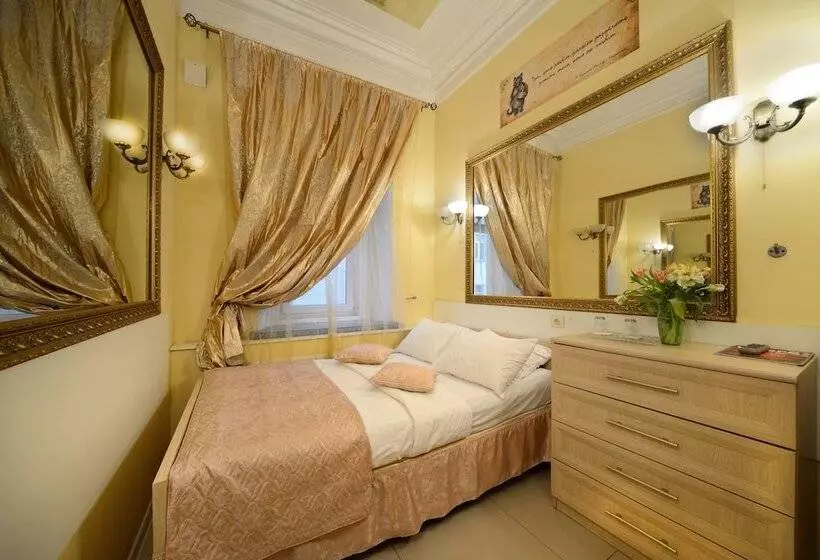 酒店 Bulgakov Mini