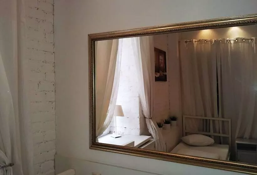 酒店 Bulgakov Mini