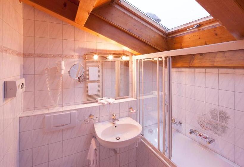 בית מלון כפרי Cheminee