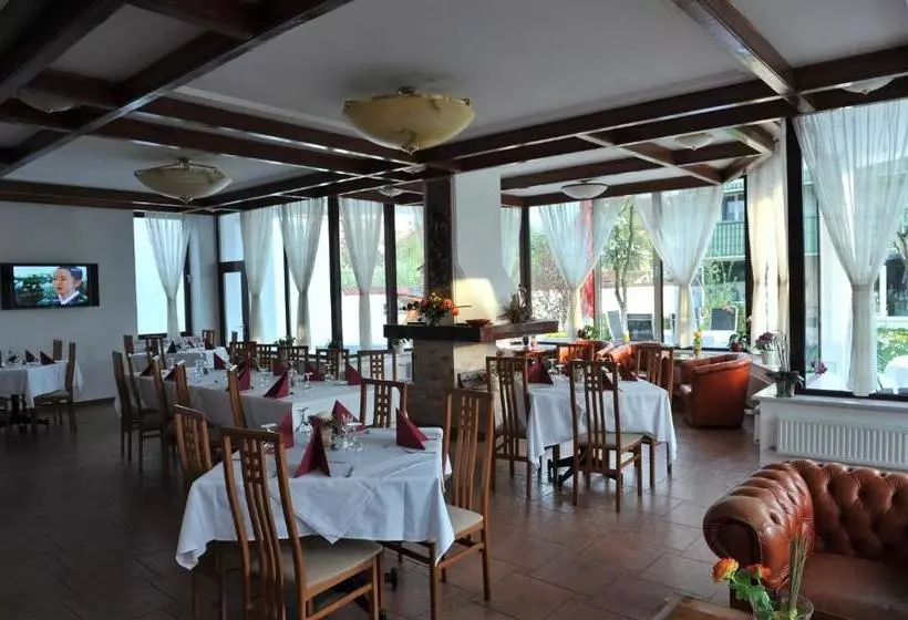 ホテル Complex Jasmine