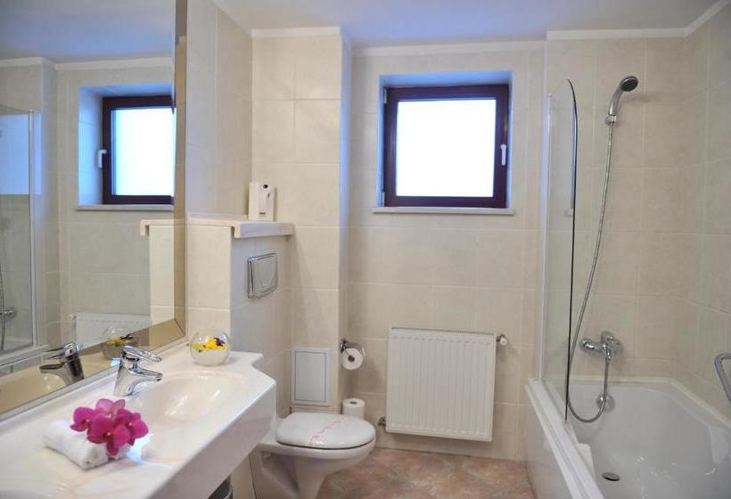 Hotel Complex Jasmine