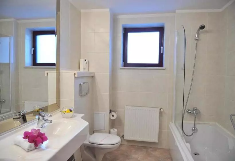 ホテル Complex Jasmine