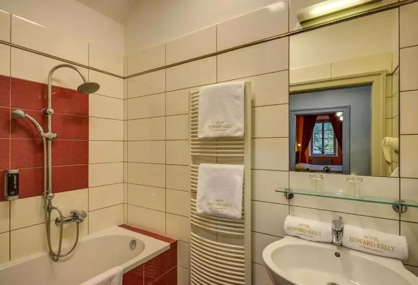 ホテル Edward Kelly