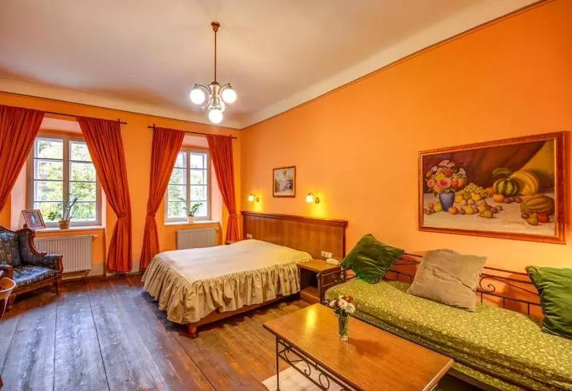 ホテル Edward Kelly