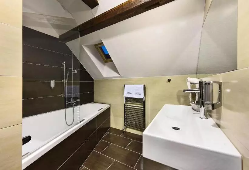 ホテル Edward Kelly