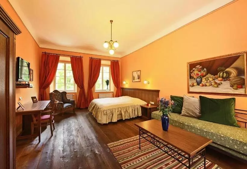 ホテル Edward Kelly