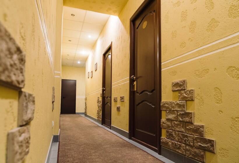 فندق Empire Park