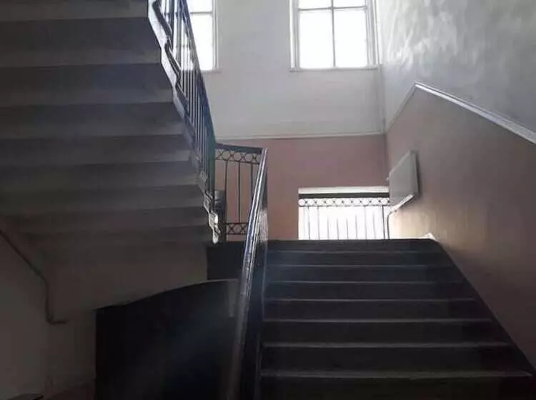 ホテル Larets On Nevsky Inn