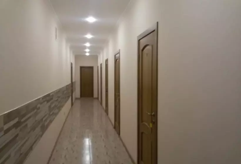 ホテル Larets On Nevsky Inn