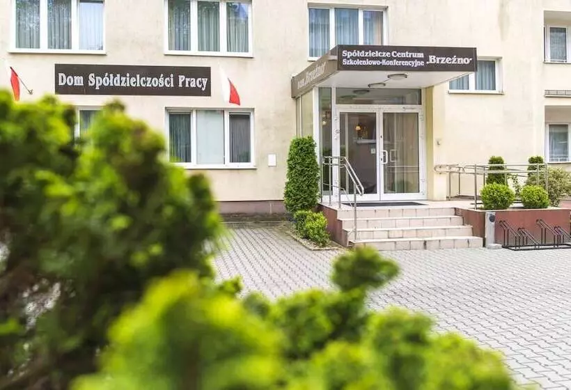 בית מלון כפרי Scsk Brzeźno