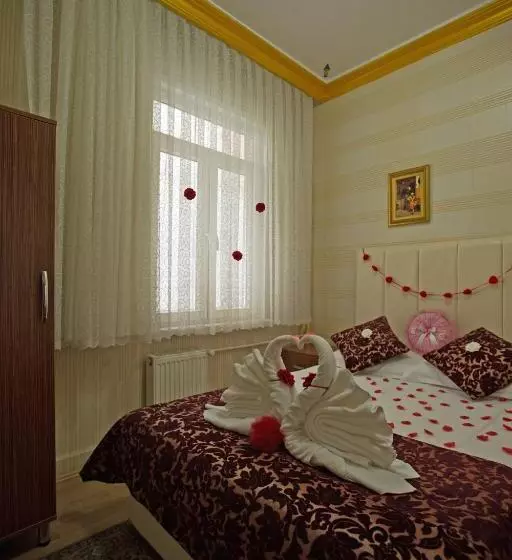 ホテル Sirkeci Emek