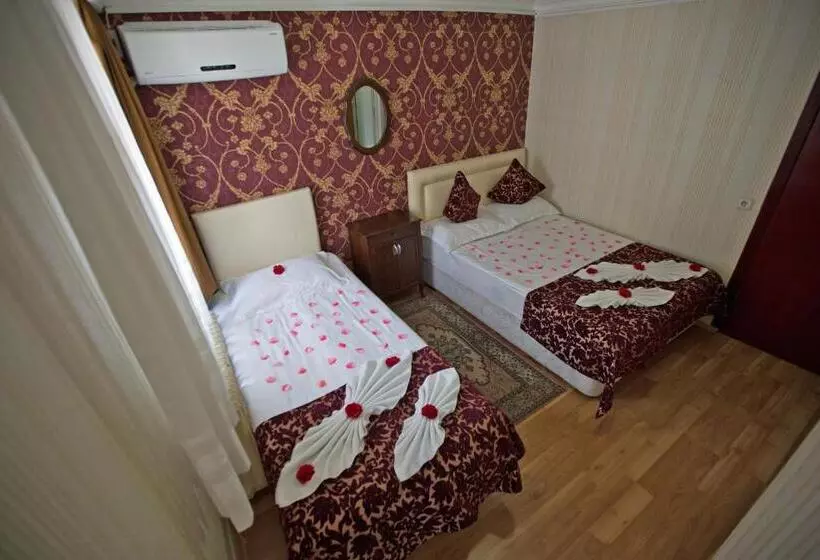 ホテル Sirkeci Emek