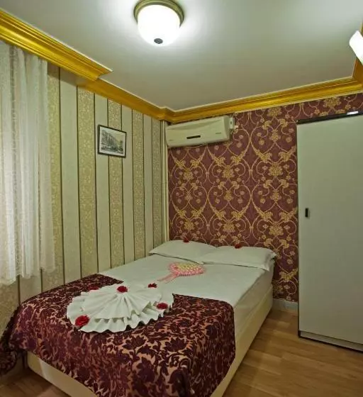 ホテル Sirkeci Emek