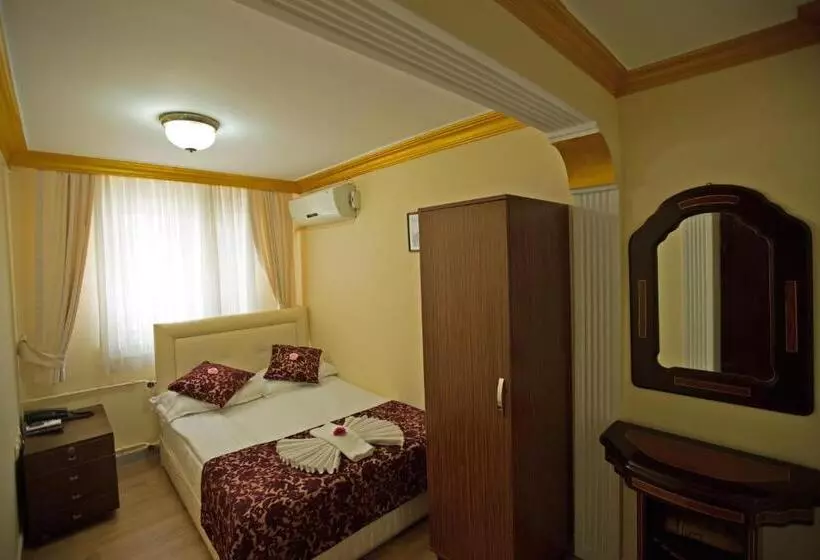ホテル Sirkeci Emek