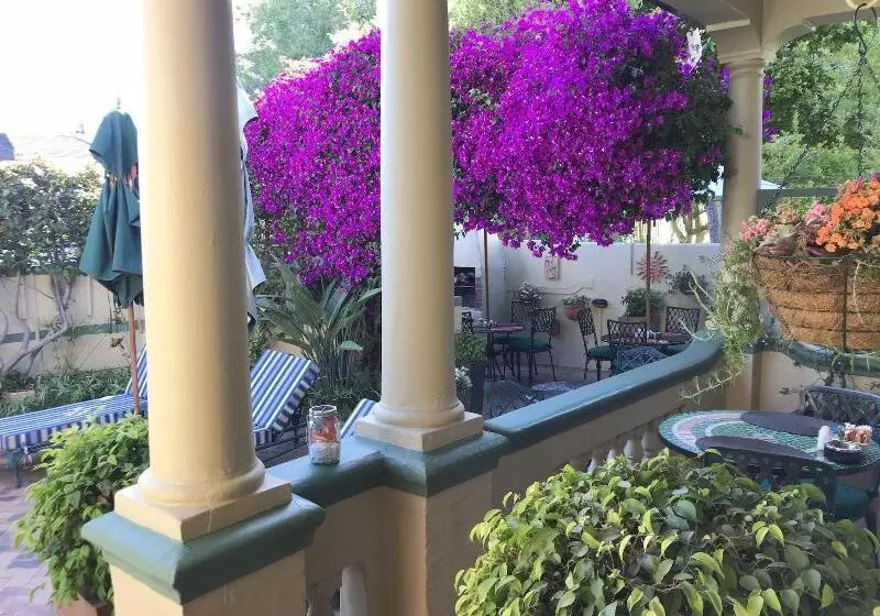 ペンション Olaf S Guest House Solar Installed