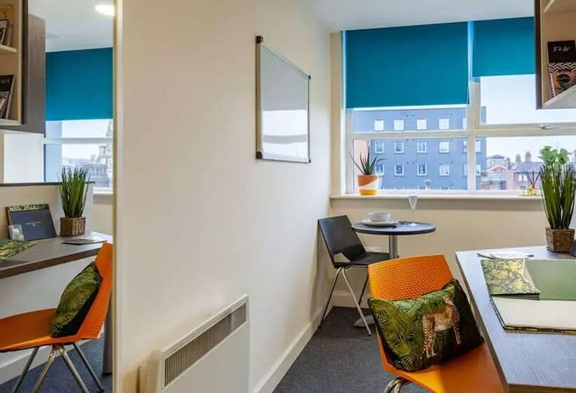ユースホステル Rooms & Studios For Students Only Bolton