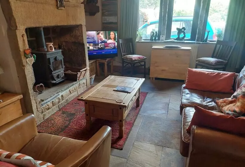 Charming 2 Bed Cottage In Hebden Bridge