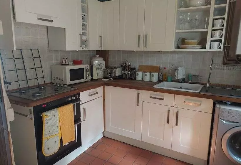 Charming 2 Bed Cottage In Hebden Bridge