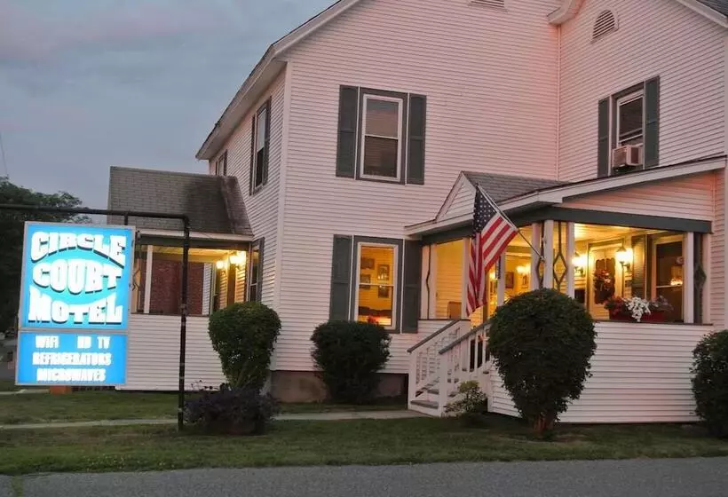 Circle Court Motel