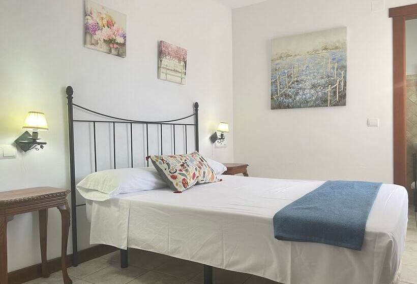 Отель Alandalus