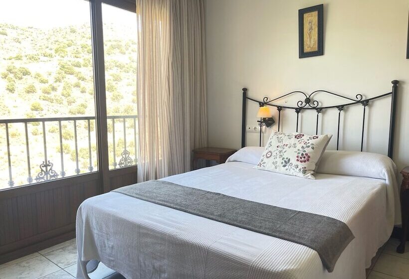 Отель Alandalus